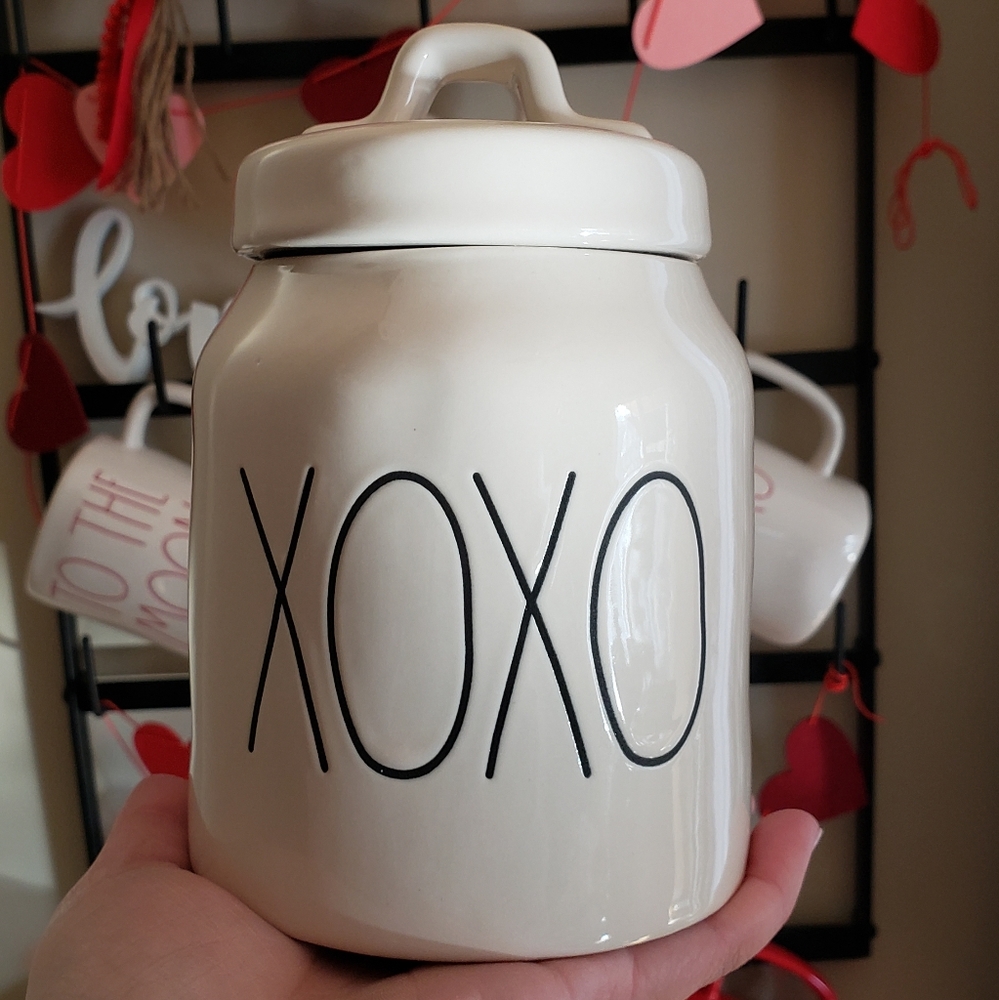 Rae Dunn baby xoxo canister